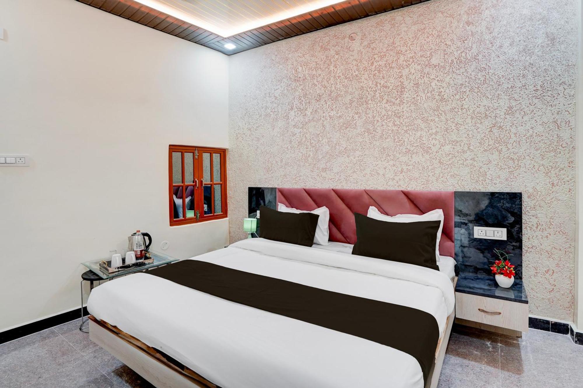 Hotel O Snerola Family Bhauli